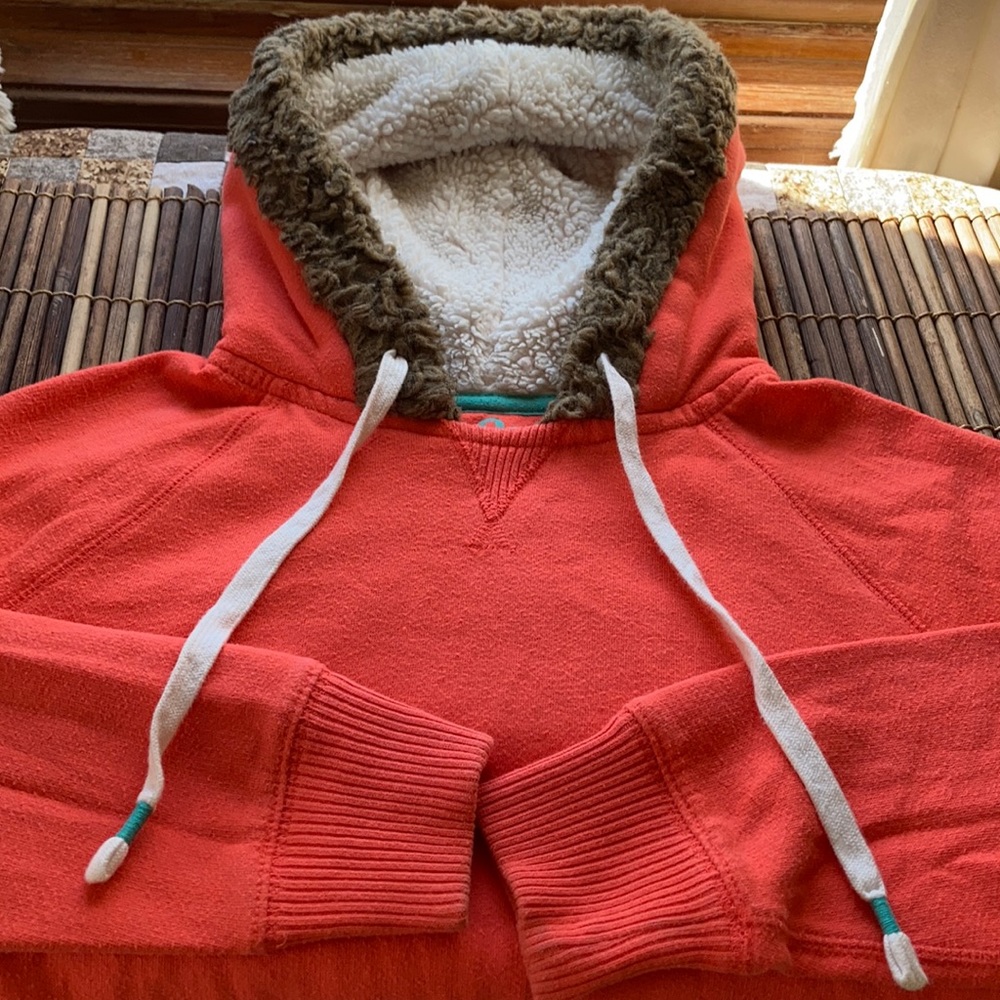 Hooded Sweatshirt - Picture 3 of 7